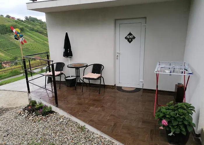 Pri Stari Presi Nastanitev v družini